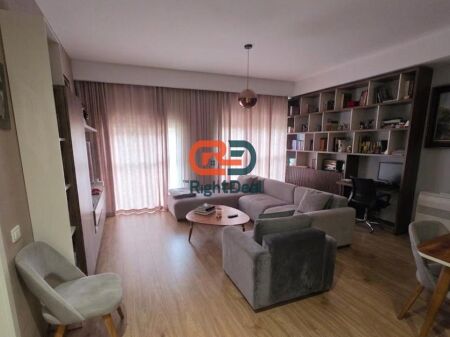Tek Kompleksi Mangalem 21, Shitet Apartament 1+1 + Post Parkimi, Konvertohet ne 2+1, Ideal Per Banim !!!