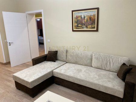 SHITJE,APARTAMENT 2+1 RR. E DURRESIT