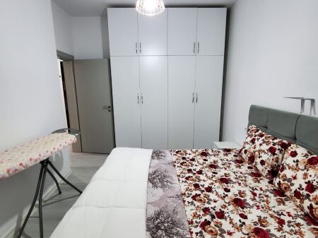 1+1, immobilizzato comune di Parigi di fronte a Kika 2.650 mila lek