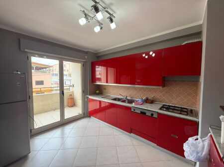 Apartament në shitje – vetëm pak hapa nga deti vollga Durres