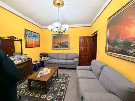 SHESIM APARTAMENT 1+1 PRANE SHKOLLES SE KUQE!! 150,000 €