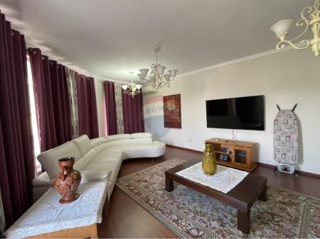 Shitet Apartament 3+1+2  Kopshti Zoologjik