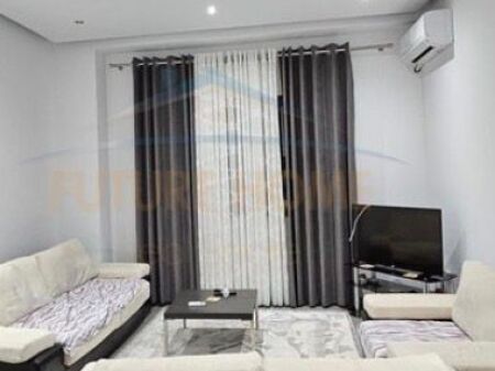 Shitet,Apartament 1+1, Selite, Tirane