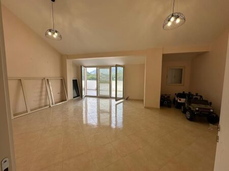 APARTMENT 2+1 FOR SALE IN FRESK (WITH ATTIC)