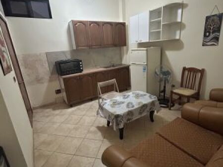 Qera | Shtëpi private 1 + 1 | Siri Kodra | 350 €/muaj