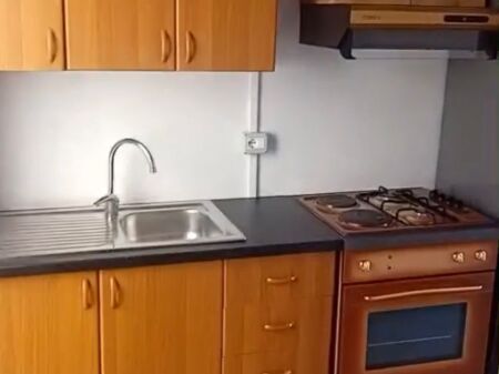 Jepet me qera garsoniere ne 5 Maji me vlere 300 Euro