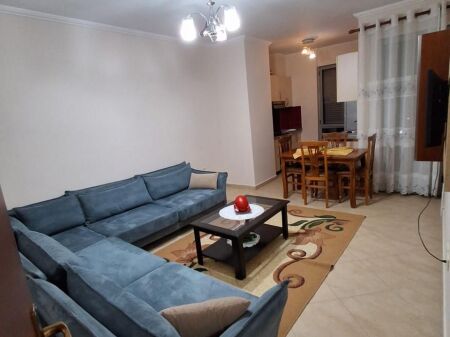 Apartament 1+1 per qira ne Fresk!