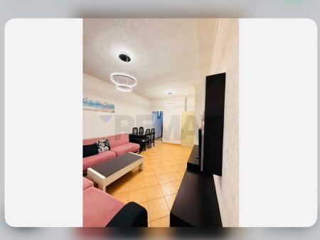 🏡 Shitet Apartament 1+1 – Pranë Tregut të Ri Elektrik, Rr. Ali Demi