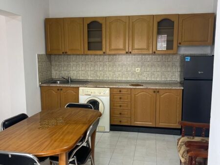 Apartament 1+1me qera -Ambasada Amerikane- Tirane