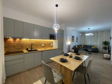 Rent, 2+1 Apartment Center, Tirana. 850 €