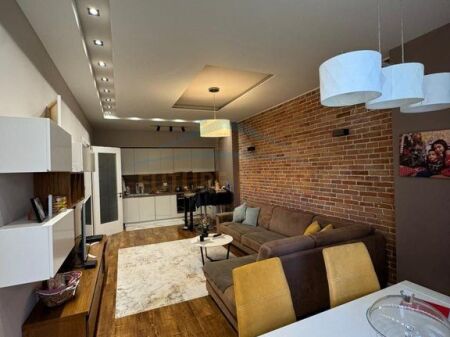 For sale, Apartment 2+1, Unaza e Re