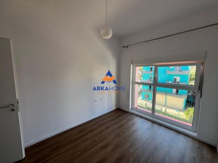 SHITET APARTAMENT 1+1+BALLKON "REZIDENCA KADIU,ALI DEMI" 103.500 EURO (I DISKUTUESHEM)