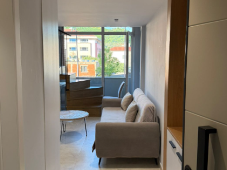 Jepet me Qera Apartament Duplex – Tek Golden Park