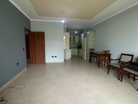 Apartament 2+1+2 per shitje ne Fresk