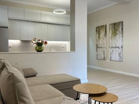 Apartament 1+1 me qera tek Oxhaku prane Pediatris