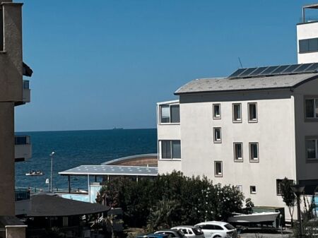 Apartament per Qira 2+1+2 prane Sfinks ne Vollga Durres