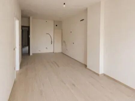 APARTAMENT NE SHITJE 1+1 NE DURRES SUPER MUNDESI