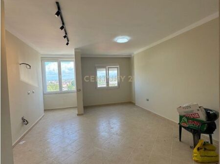 Apartament 1+1 Për Shitje në Plazh, Durrës !