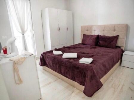 Jepet Me Qera Apartament 1+1+1 Ballkon