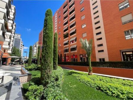 Apartament - Për Qira - Kompleksi Delijorgji, Tiranë