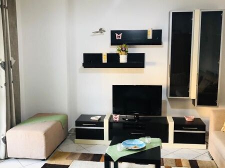Qera | Apartament 2 + 1 | Bashkia Durrës | 500 €/muaj
