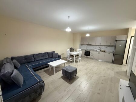 Apartament me qera 1+1+parkim Rrethrrotullimi i Saukut