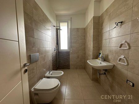 Apartament 1+1 Per Qera Tek Ish Fusha E Aviacionit!