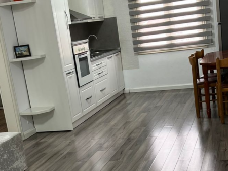 apartament me qera 2+1+parkim qytet studenti