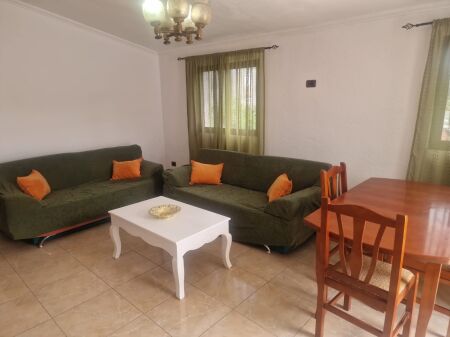 Apartament 2+1 me qera tek Rruga e Durrsit