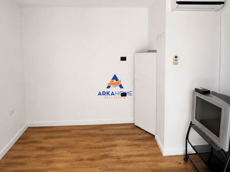 SHOP FOR RENT 10M2 "BEHIND THE AMERICAN EMBASSY, TIRANA" 250 EURO