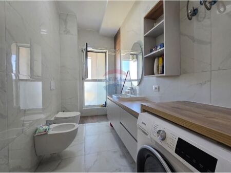 Apartament per shitje 2+1 tek bulevardi i ri