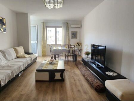 JEPET ME QERA APARTAMENT 2+1+2 ME VERANDE, LAGJJA 17, DURRES !
