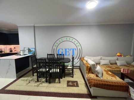 Shitet Apartament 2+1, Stacioni i Trenit, Durrës