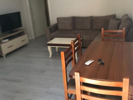 Qera | Shtëpi private 1 + 1 | Tregu Elektrik | 400 €/muaj