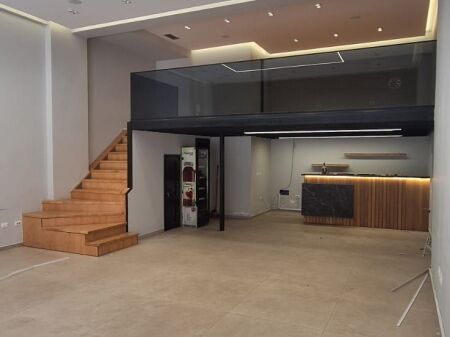 Rent | Ambjent Biznesi | Rruga 5 Maji | 1000 €/month i diskutueshm.