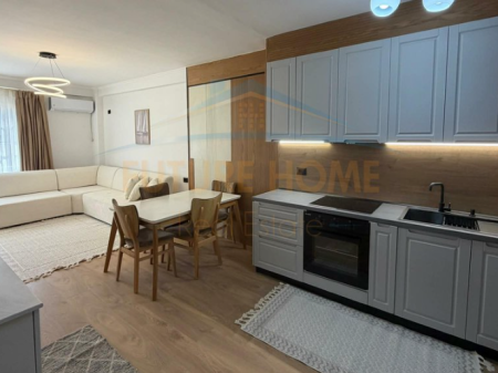 Shitet, Apartament 1+1, Unaza e Re . UNA69423