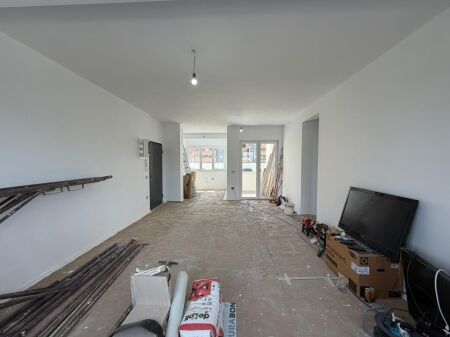 Appartamento 3+1 in affitto presso Green City Residence ad Astir.