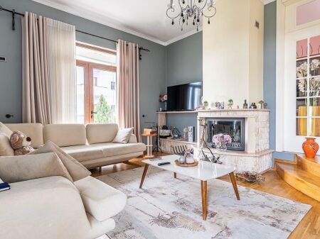 Shitje | Vilë 6 + 1 | Shkoze | 600000 €