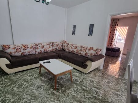 🏢Don Bosko, near Supermarket Viva, 2+1 apartment for rent, furnished 60,000 Leke    