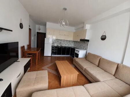 Apartament 1+1 per qera ne Astir !