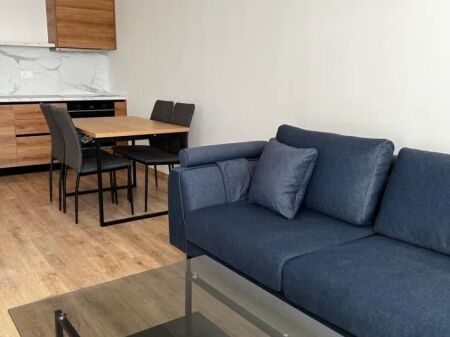 Apartament 1+1 per qera tek kompleksi Arlis Farmacia 10 !