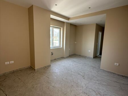 Apartament 1+1 në shitje në Golem, pranë Rezidencës VM.