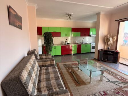 Apartament 2+1 per qera ne tek rrethi Shkoze !