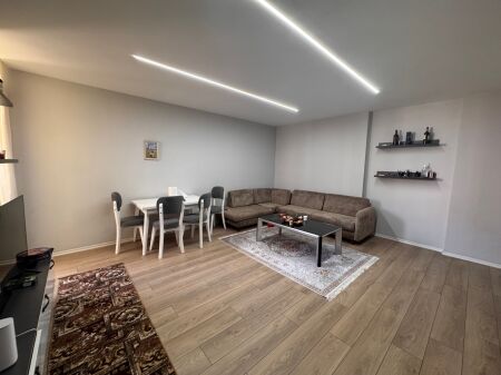 Vendesi in vendita appartamento 1+1 Astir, Bar Artisti