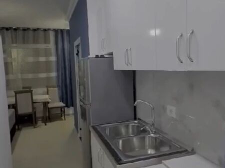 Apartament 1+1 për Qira, Astir Bulevardi Migjeni.