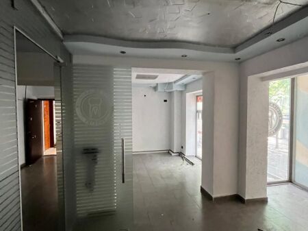 Shitje | Ambjent Biznesi | Rruga Xhanfize Keko | 145000 €
