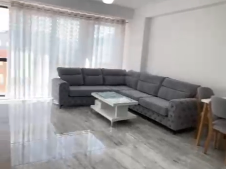 Apartament 1+1 per qera Urban gate !