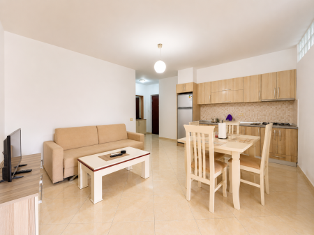 Shitet Apartament 1+1 me qira, i mobiluar plotësisht
