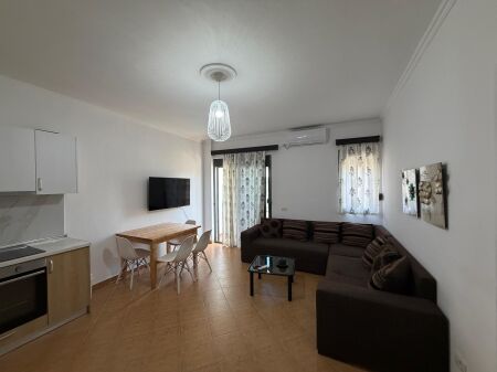 Jepet Apartament 1+1 me qira , 3 Milion e Gjyse leke ne vit