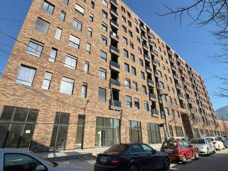 SHITET APARTAMENT 3+1+2 – GATI PËR BANIM